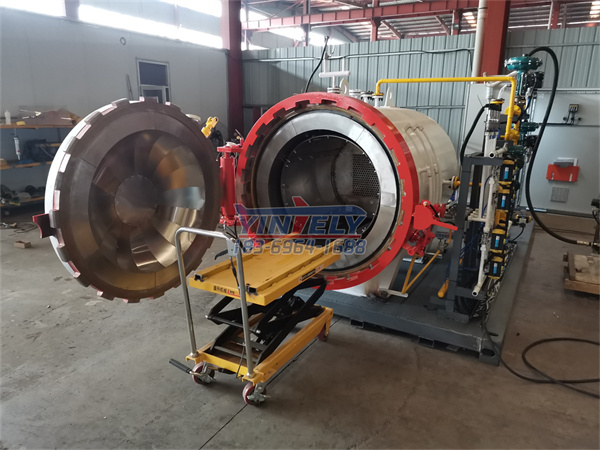 <b>院校教學(xué)小型試驗熱壓罐</b>